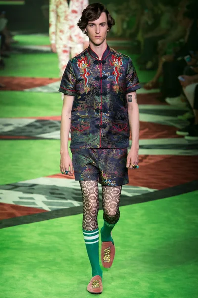 Look 6